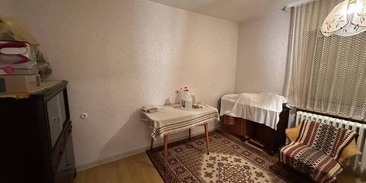 Mehrfamilienhaus, Wohnhaus Lohfelden Ochshausen - 6 Zimmer, 143 m&sup2;, 270.000&euro; | Angebot:26243276