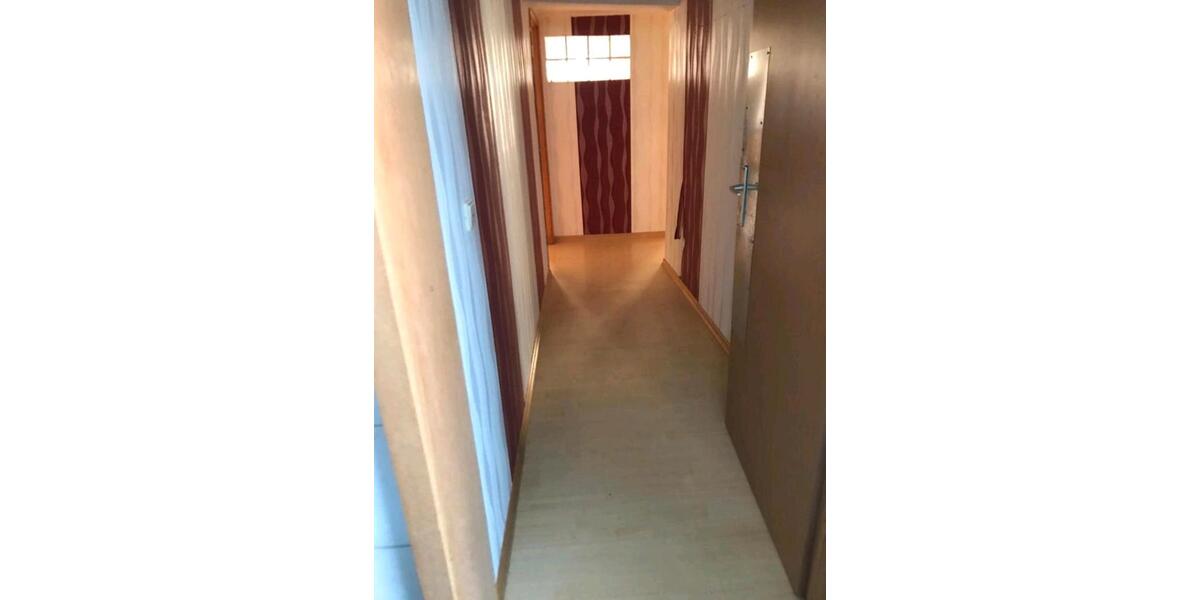 Etagenwohnung Spangenberg - 3 Zimmer, 95 m&sup2;, 750&euro; | Angebot:26503038