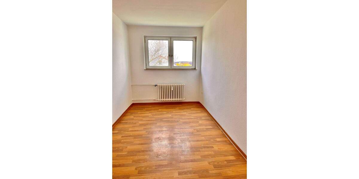 Etagenwohnung Fritzlar - 4 Zimmer, 80 m&sup2;, 500&euro; | Angebot:25820640