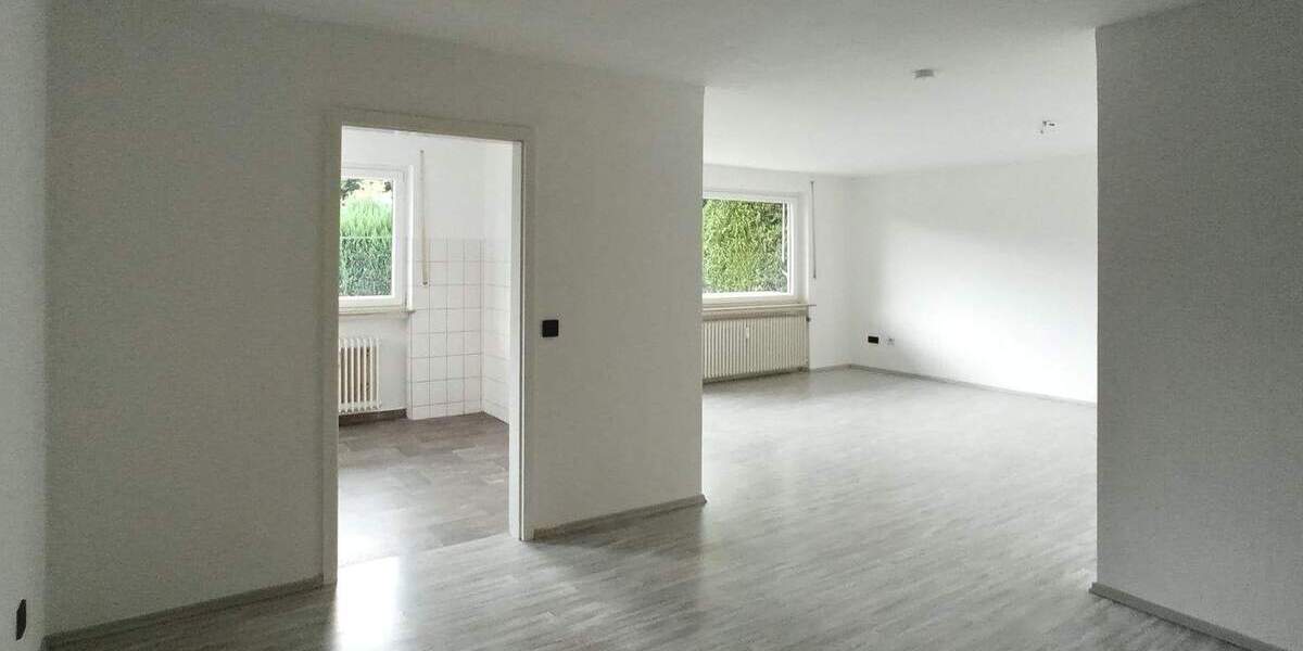 Etagenwohnung Kassel Harleshausen - 3 Zimmer, 95 m&sup2;, 830&euro; | Angebot:23866145