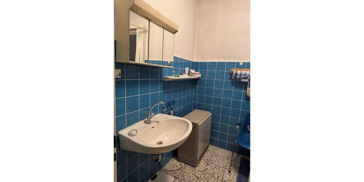 Einfamilienhaus Kassel Brasselsberg - 7 Zimmer, 125 m&sup2;, 230.000&euro; | Angebot:25373861