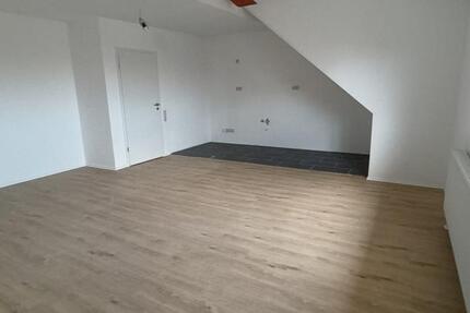 Wohnung Fritzlar - 4 Zimmer, 105 m&sup2;, 800&euro; | Angebot:26144923