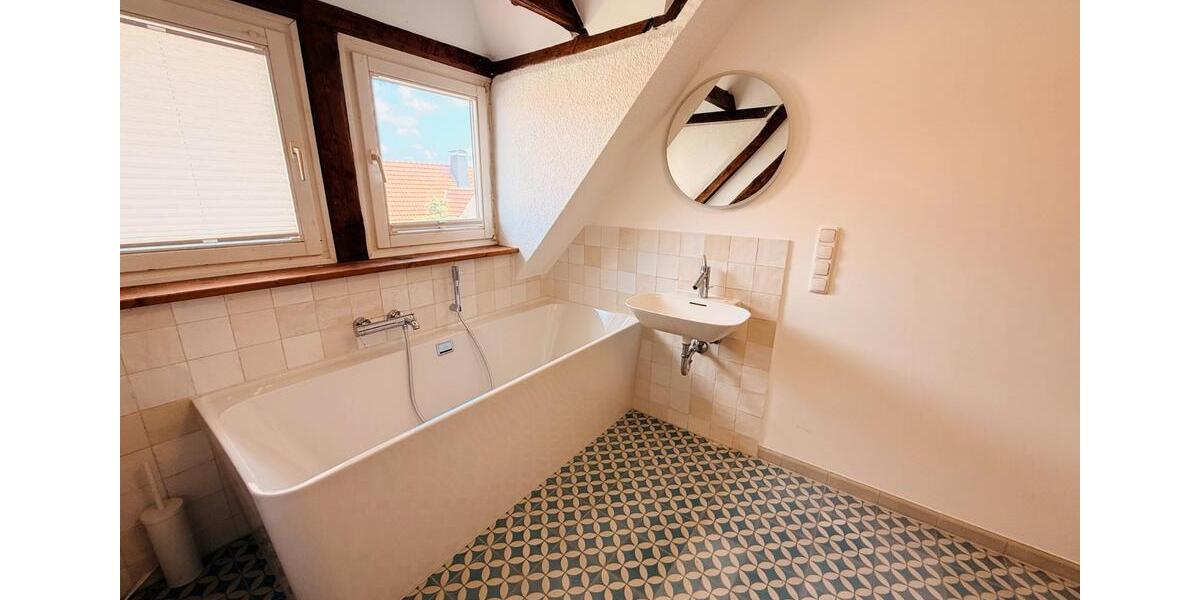 Maisonettenwohnung Kassel Harleshausen - 5 Zimmer, 124 m&sup2;, 1.300&euro; | Angebot:26317960