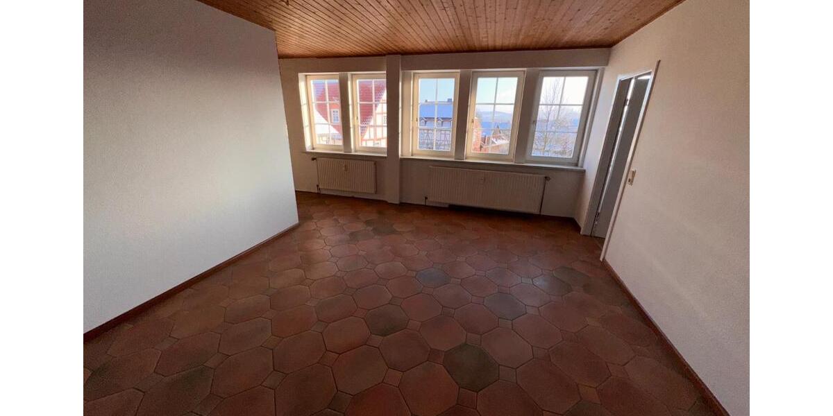 Etagenwohnung Felsberg - 4 Zimmer, 71 m&sup2;, 595&euro; | Angebot:25824537