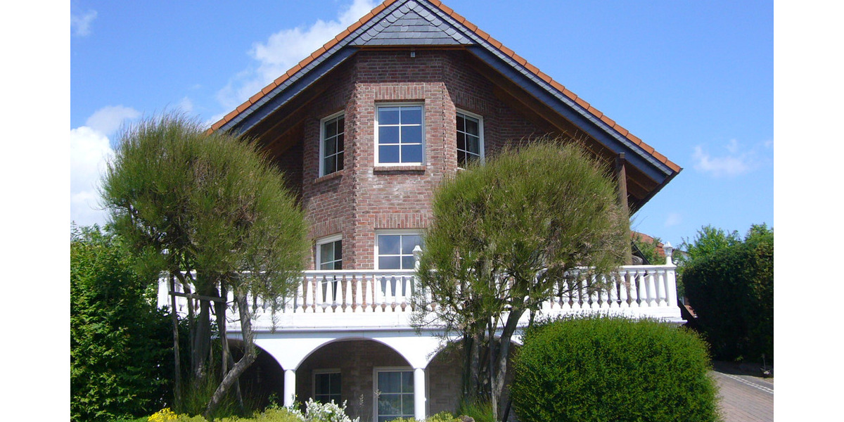 Reserviert, repräsentatives, großzügiges Einfamilienhaus in Schauenburg 5 zimmer