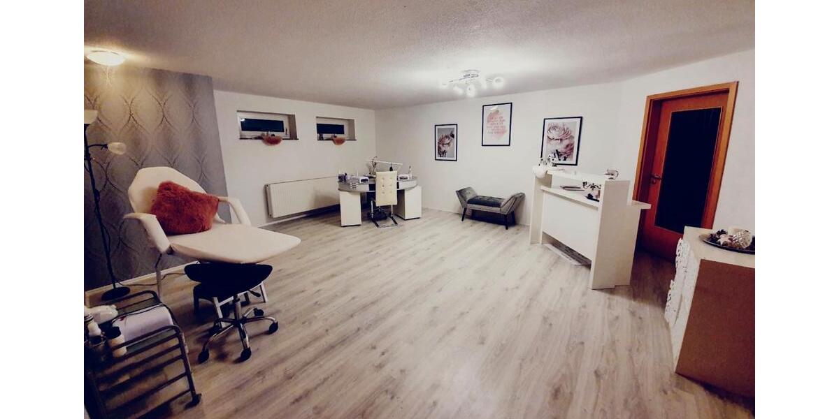 Einfamilienhaus Habichtswald - 3 Zimmer, 118 m&sup2;, 1.590&euro; | Angebot:24852308