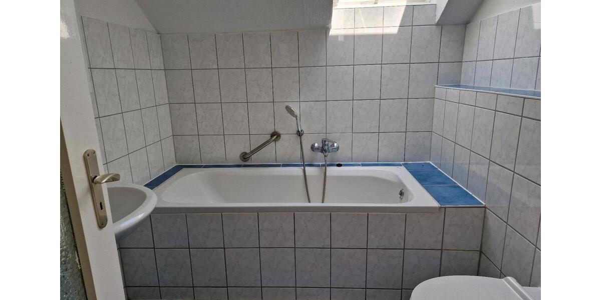 Dachgeschoßwohnung Hann. Münden - 4 Zimmer, 90 m&sup2;, 660&euro; | Angebot:26326347