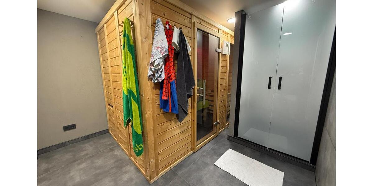 Reihenhaus Baunatal - 7 Zimmer, 225 m&sup2;, 699.000&euro; | Angebot:26857810