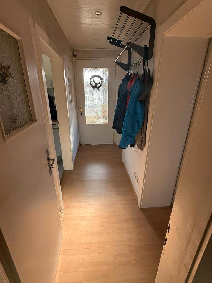 2,5 Zimmer Küche und Bad Wohnung in Kassel Niederzwehren