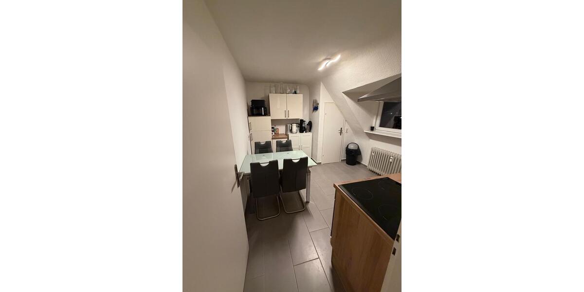 Helle 3 Zimmer Dachgeschosswohnung in Kassel- Bettenhausen 3 zimmer