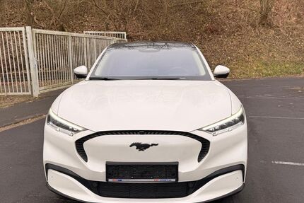 Ford Mustang Mach-E 6.698 km 34.900 &euro; Hann. Münden 34346