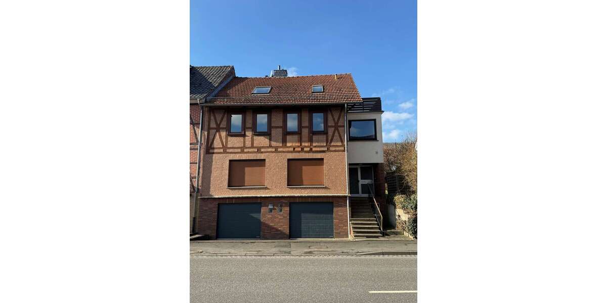 Einfamilienhaus Witzenhausen - 10 Zimmer, 300 m&sup2;, 238.000&euro; | Angebot:25378769