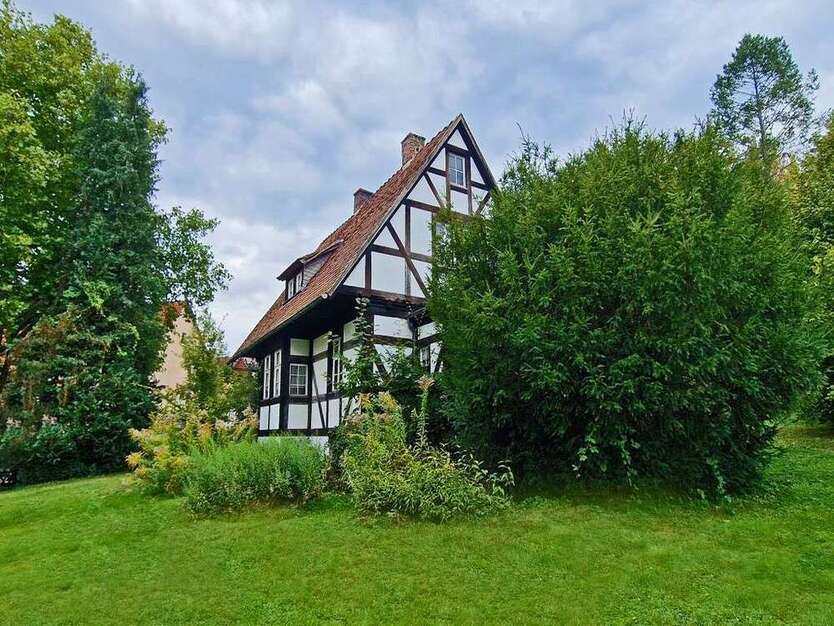 Haus zum Kaufen in Kassel 520.000 € 180 m²