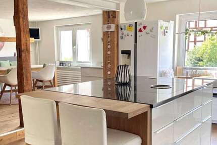 Haus Baunatal / Rengershausen Rengershausen - 8 Zimmer, 222 m&sup2;, 648.000&euro; | Angebot:25232215