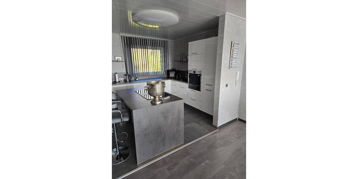 Penthousewohnung in Panoramalage am Waldrand von Nordhessen in Nieste 4 zimmer