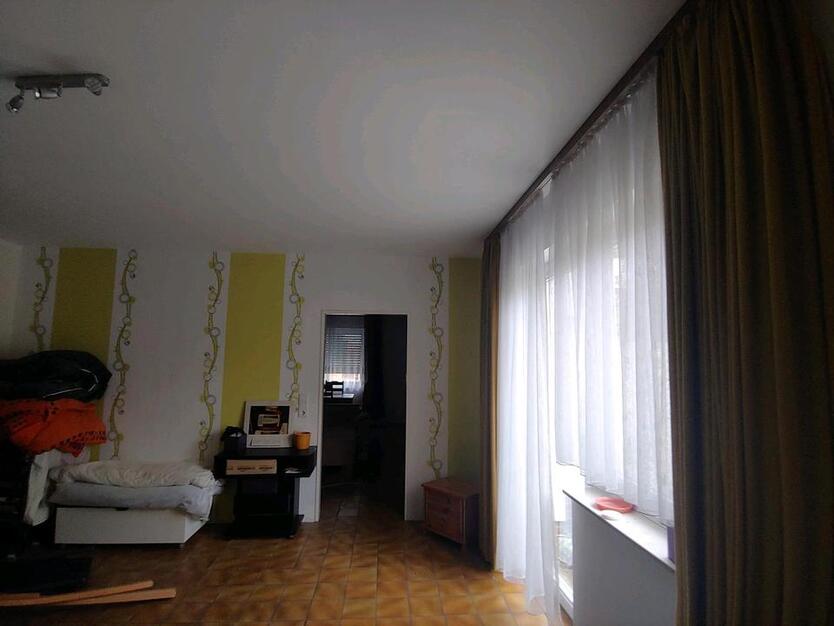 Wohnhaus mit EinliegerWohnung in Kassel 34132 Provisionsfrei
