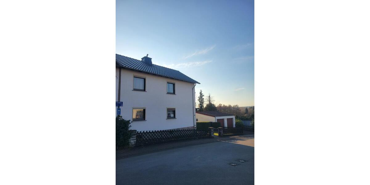 Doppelhaushälfte Hofgeismar - 6 Zimmer, 140 m&sup2;, 289.000&euro; | Angebot:25332823