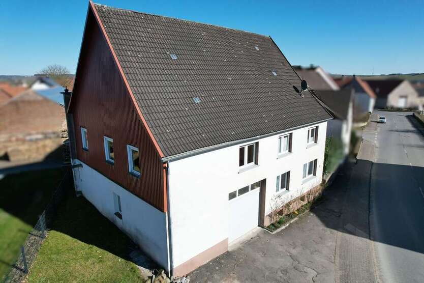 Haus zum Kaufen in Borgentreich 139.000 € 167 m²