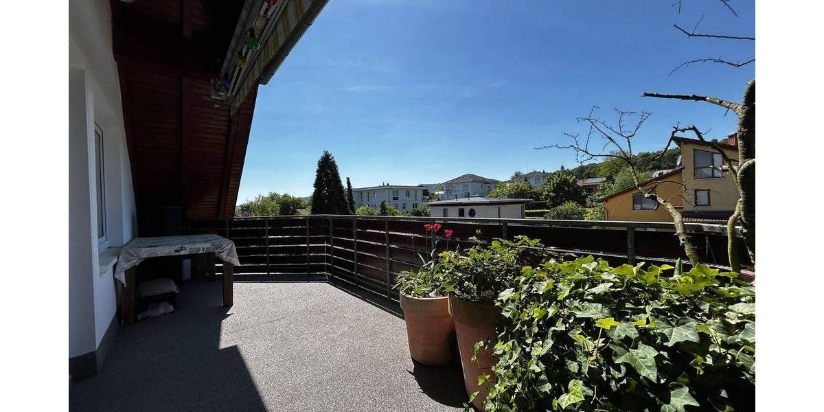 Etagenwohnung Kassel Harleshausen - 4 Zimmer, 127 m&sup2;, 378.000&euro; | Angebot:23943188