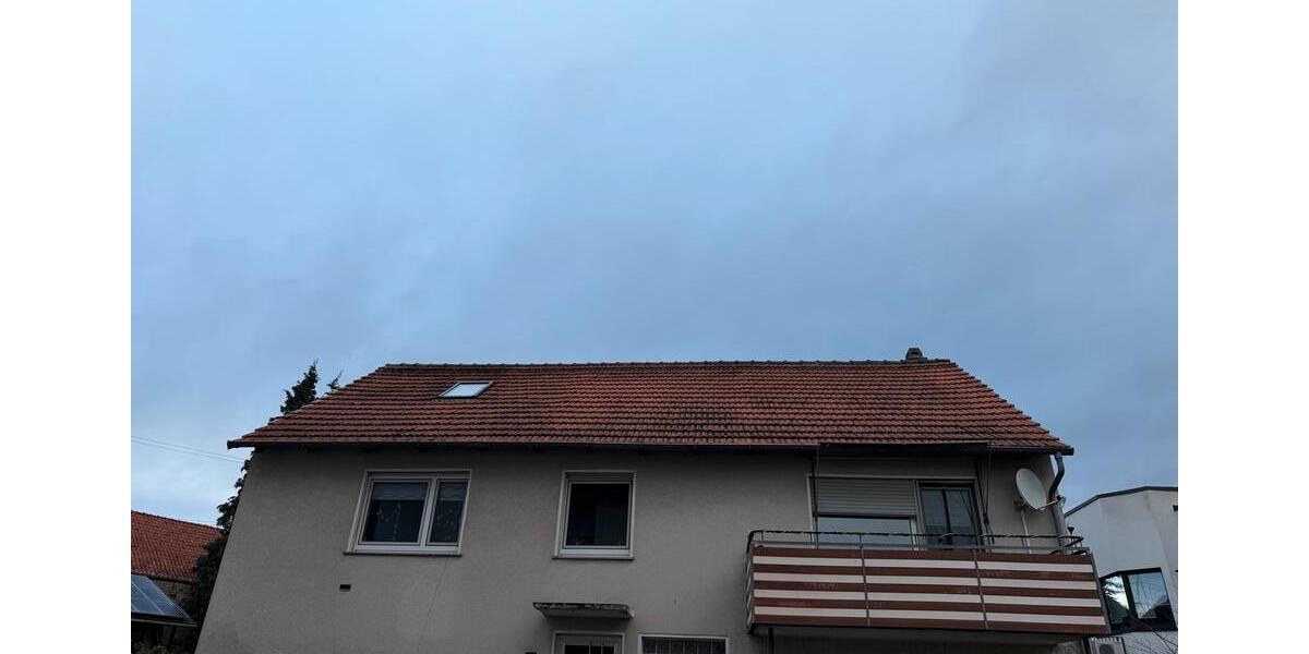 Einfamilienhaus zu Vermieten in Felsberg 5 zimmer