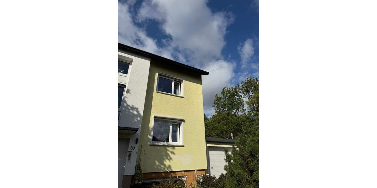 Etagenwohnung Kassel Oberzwehren - 2 Zimmer, 93 m&sup2;, 725&euro; | Angebot:24992600