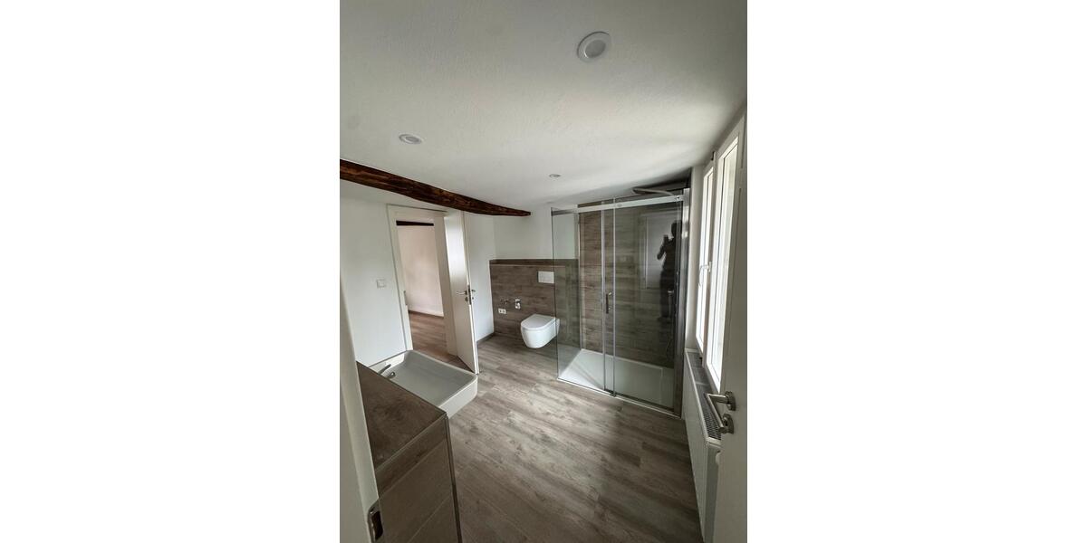 Etagenwohnung Baunatal - 3 Zimmer, 109 m&sup2;, 1.200&euro; | Angebot:27623675
