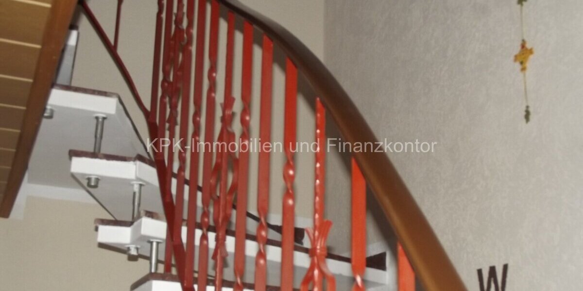 Attraktives Renditeobjekt in Vellmar - Gepflegtes Anlagejuwel mit großzügigem Raumangebot - Mehrfamilienhaus, Wohnhaus Vellmar | Angebot:25756442