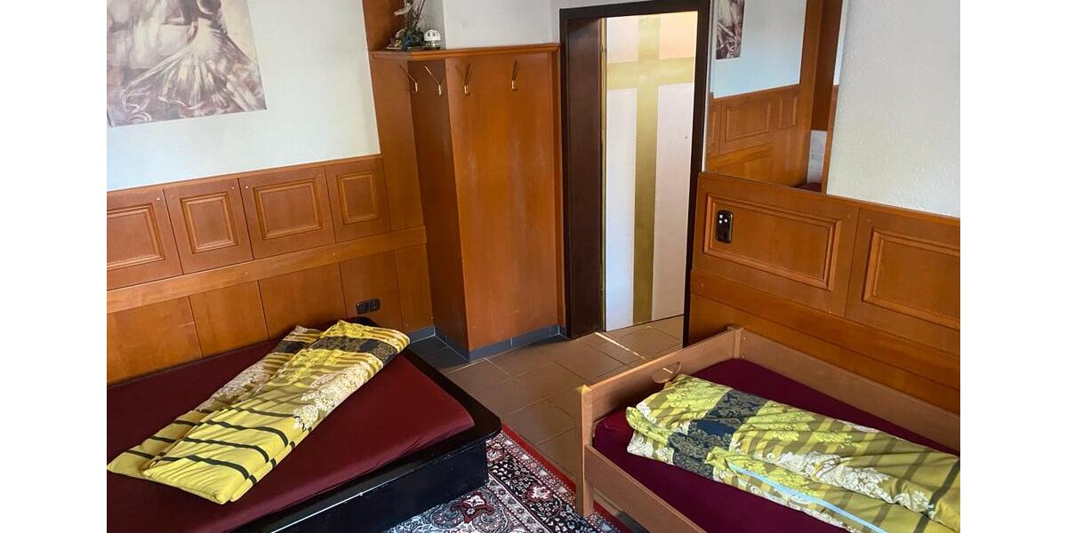 Etagenwohnung Staufenberg - 1 Zimmer, 14 m&sup2;, 35&euro; | Angebot:26049030