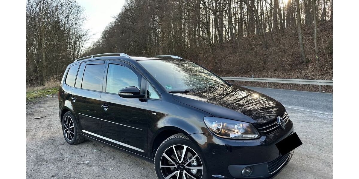 VW Touran 110.000 km 13.999 &euro; Kassel 34130