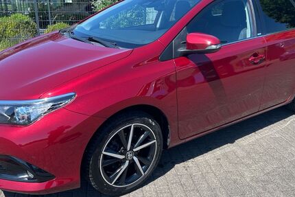 Toyota Auris 100.000 km 9.500 &euro; Kassel 34132