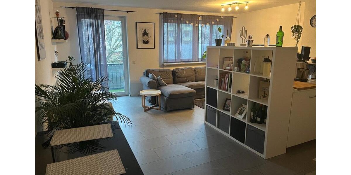Etagenwohnung Kassel Südstadt - 2 Zimmer, 70 m&sup2;, 700&euro; | Angebot:26215184