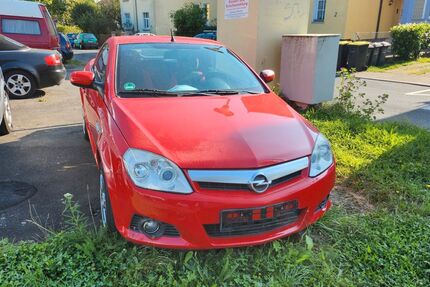 Opel Tigra 131.000 km 2.550 &euro; Fuldatal Ihringshausen 34233