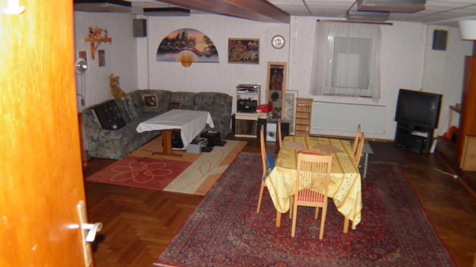 Einfamilienhaus Felsberg - 5 Zimmer, 260 m&sup2;, 89.000&euro; | Angebot:26165116