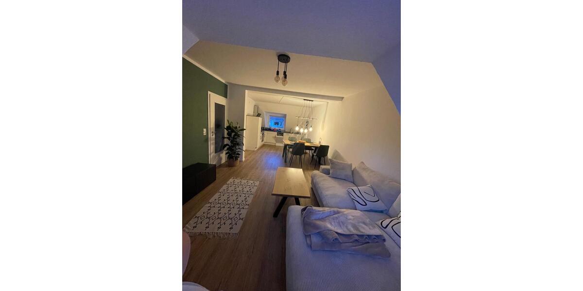 Dachgeschoßwohnung Kassel Niederzwehren - 2 Zimmer, 63 m&sup2;, 830&euro; | Angebot:24752016