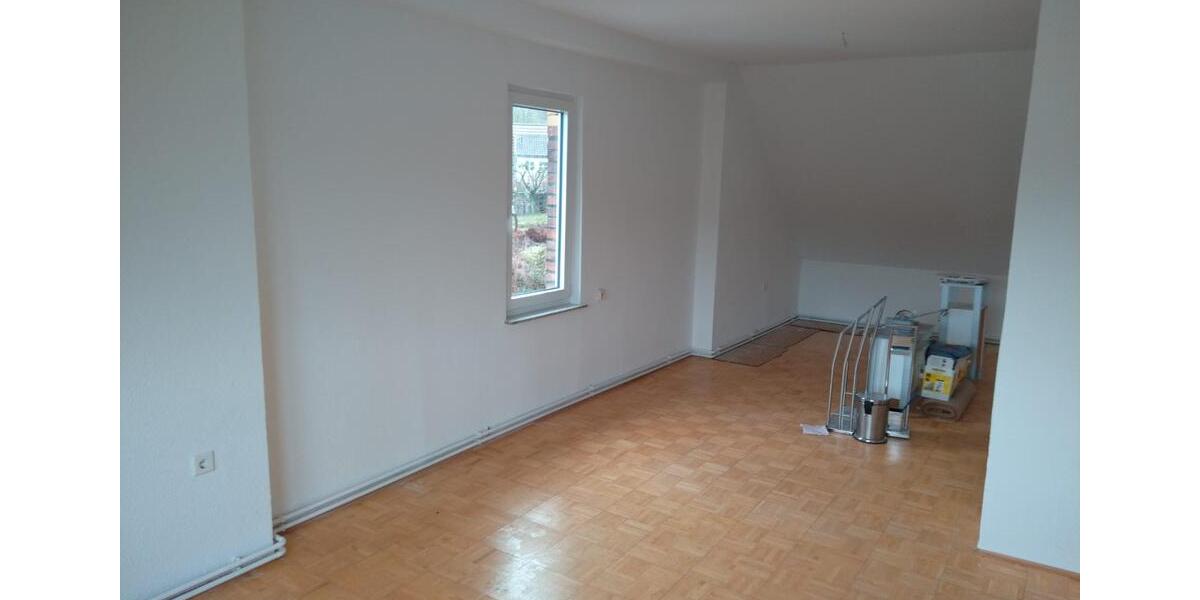 großzügige 3 ZKB Wohnung mit Dachterrasse und Stellplatz 3 zimmer