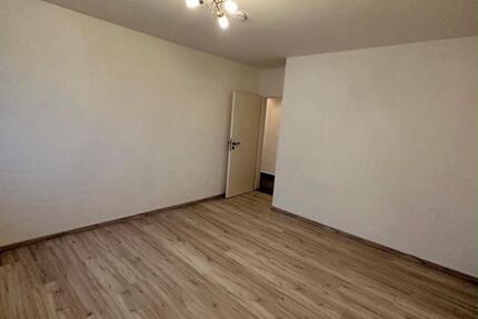 Wohnung Niestetal - 2 Zimmer, 70 m&sup2;, 670&euro; | Angebot:27560118