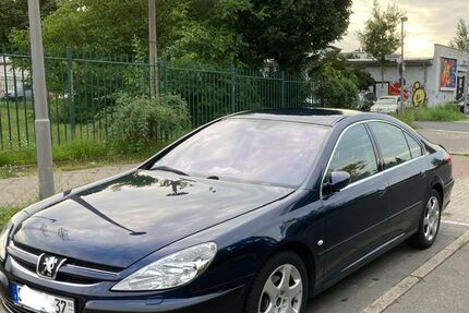 Peugeot 607