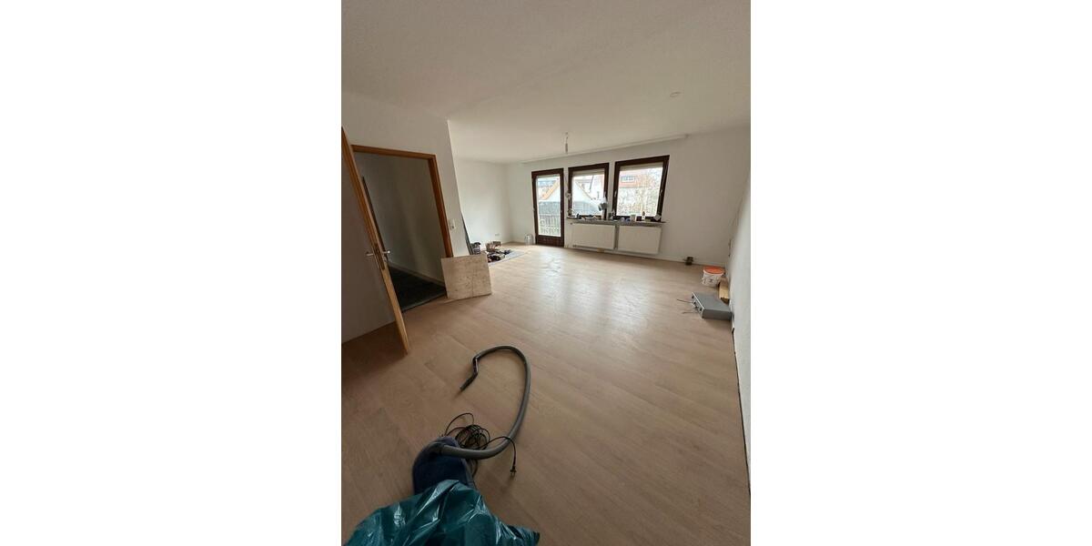 Frisch saniertes Einfamilienhaus mit Garten und Garage 4 zimmer