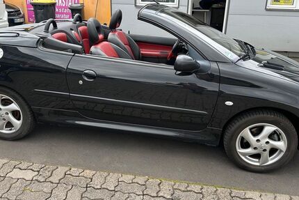 Peugeot 205 146.000 km 1.499 &euro; Kassel 34123
