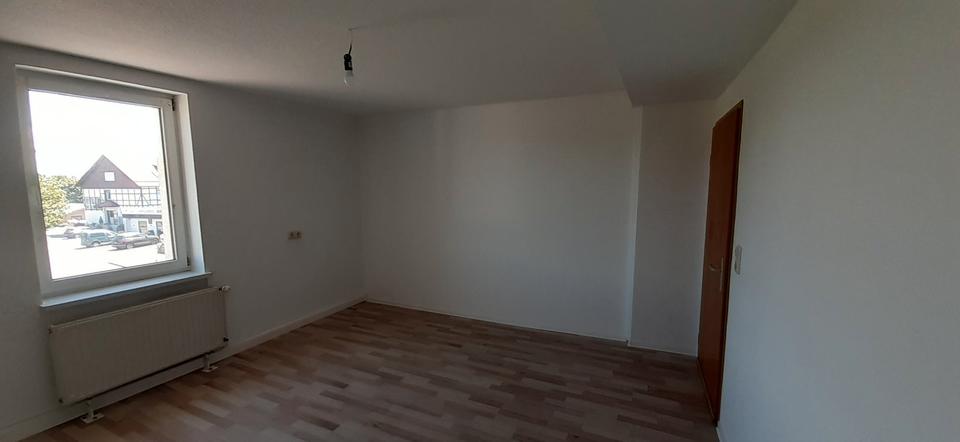 Etagenwohnung Naumburg - 4 Zimmer, 133 m&sup2;, 800&euro; | Angebot:26068054