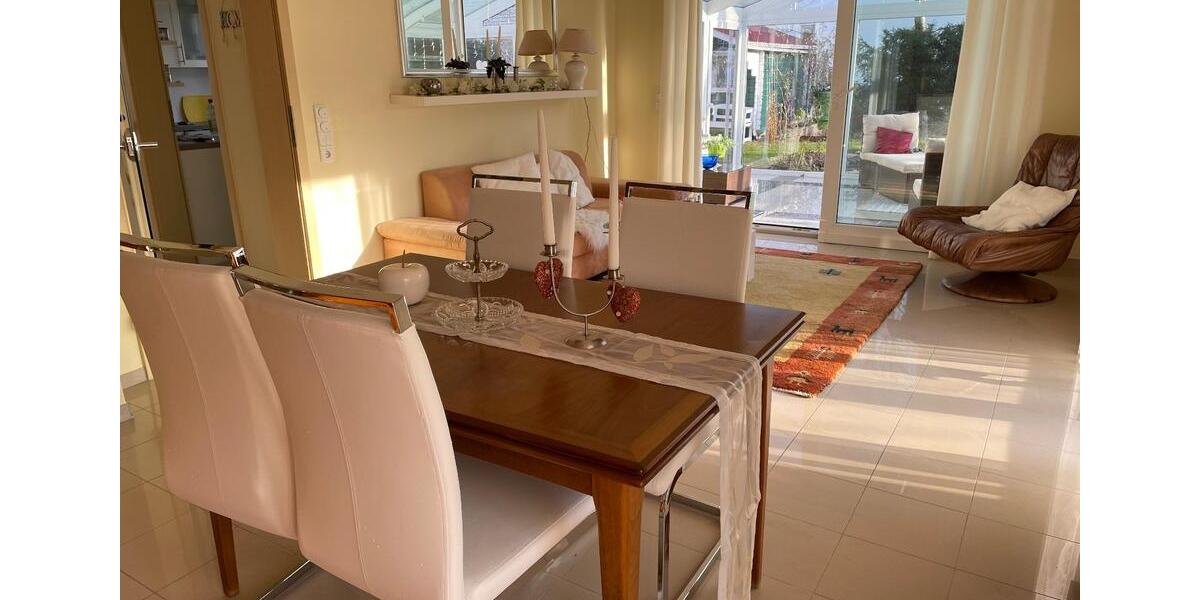 Einfamilienhaus Lohfelden - 3 Zimmer, 100 m&sup2;, 2.200&euro; | Angebot:25753736