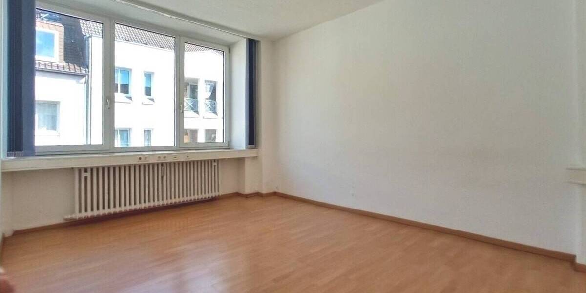 Gewerbeobjekt Kassel Mitte - 7 Zimmer, 1.570&euro; | Angebot:25996556