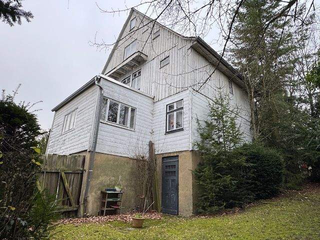 Einfamilienhaus Kassel Brasselsberg - 7 Zimmer, 125 m&sup2;, 230.000&euro; | Angebot:25373861