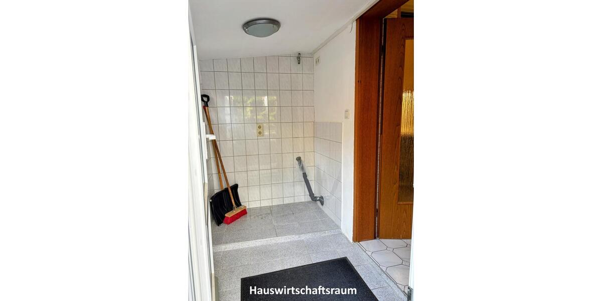 Etagenwohnung Witzenhausen - 5 Zimmer, 104 m&sup2;, 800&euro; | Angebot:25282076