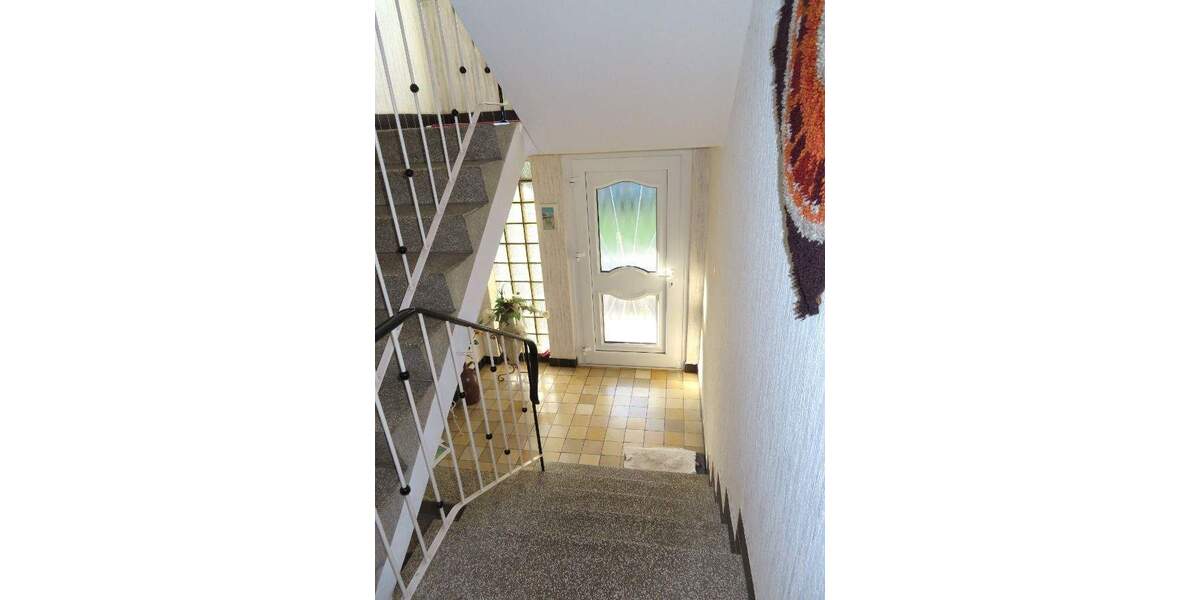 Mehrfamilienhaus, Wohnhaus Niestetal Sandershausen - 8 Zimmer, 150 m&sup2;, 359.000&euro; | Angebot:25664520