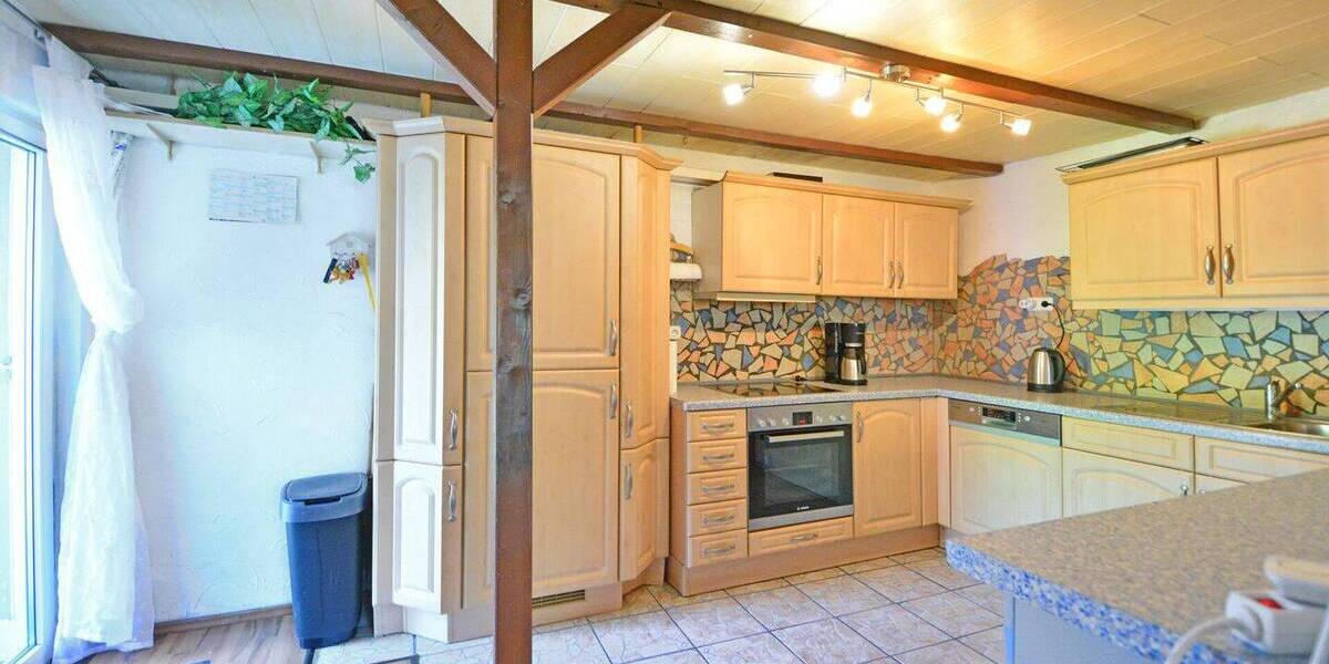 Einfamilienhaus Habichtswald / Dörnberg Dörnberg - 8 Zimmer, 192 m&sup2;, 250.000&euro; | Angebot:26797511