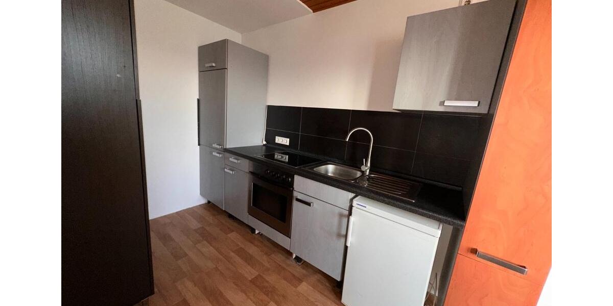 Etagenwohnung Felsberg - 4 Zimmer, 71 m&sup2;, 595&euro; | Angebot:25824537