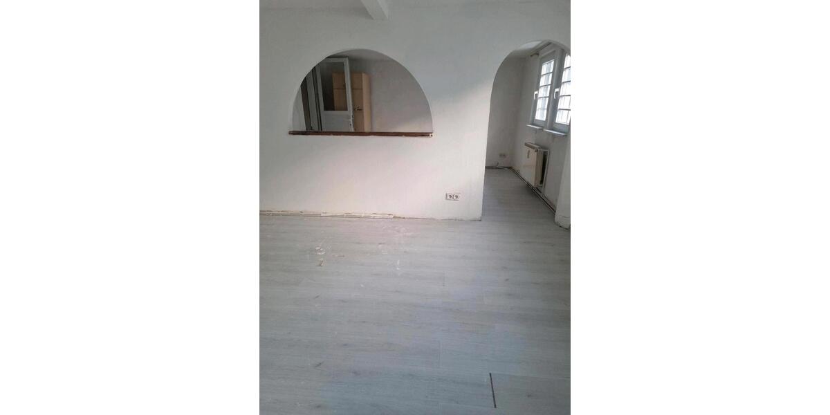 Etagenwohnung Bad Emstal - 4 Zimmer, 80 m&sup2;, 850&euro; | Angebot:26610200