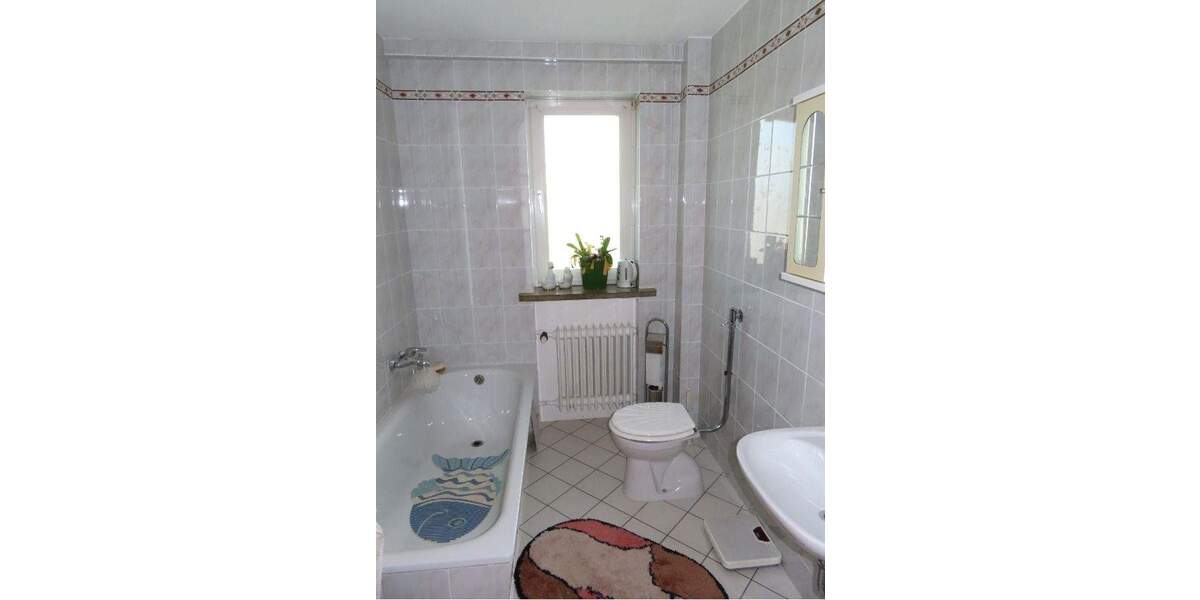 Mehrfamilienhaus, Wohnhaus Niestetal Sandershausen - 8 Zimmer, 150 m&sup2;, 359.000&euro; | Angebot:25664520