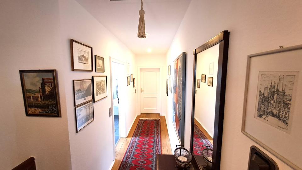 Einfamilienhaus Kaufungen - 8 Zimmer, 224 m&sup2;, 549.000&euro; | Angebot:26099652